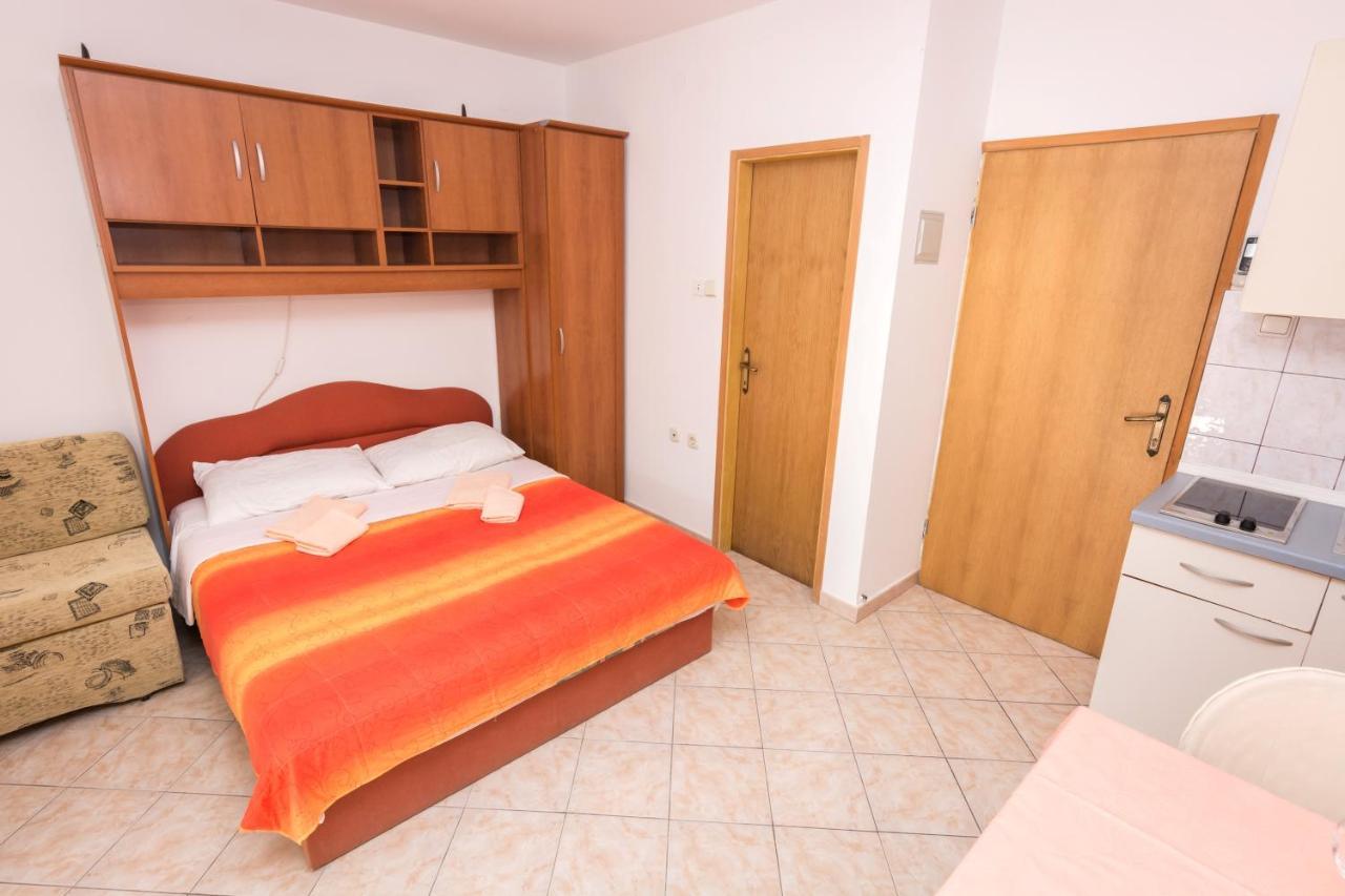 Apartments Ruzica Pinezići Quarto foto